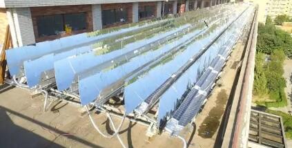 太陽能高效集中供熱和發(fā)電系統(tǒng)(圖1) 太陽能高效集中供熱和發(fā)電系統(tǒng)